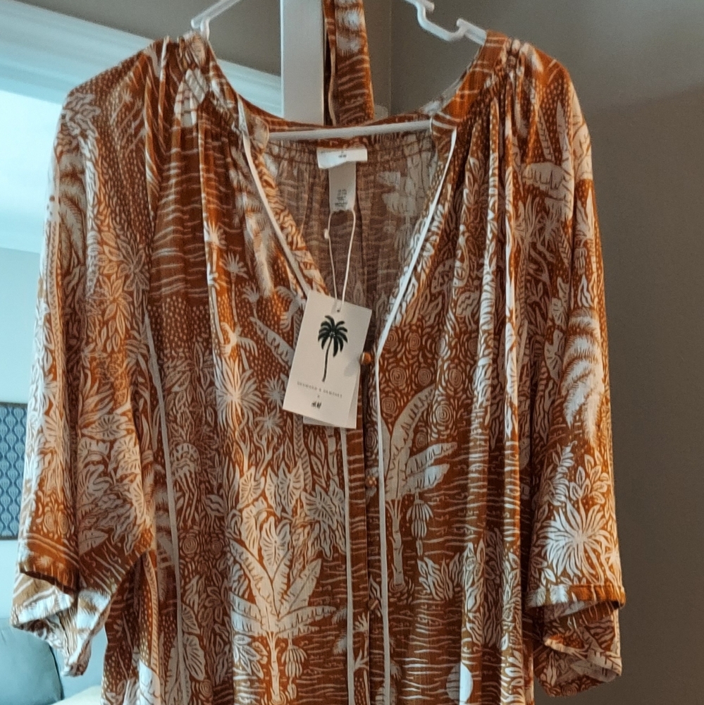 H&M Kaftan-DESMOND & DEMPSEY